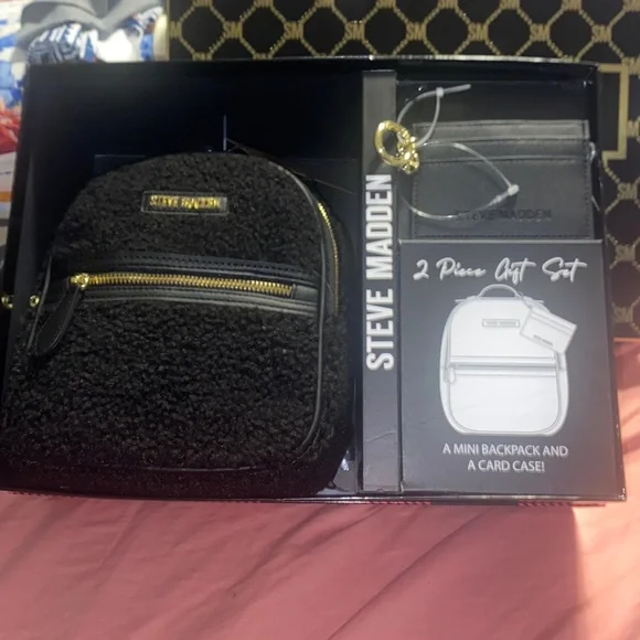 Steve Madden Black Mini Backpack and Card Case 2 piece gift Set Steve Madden | Bags | Steve Madden Mini Backpack And Card  main image 2